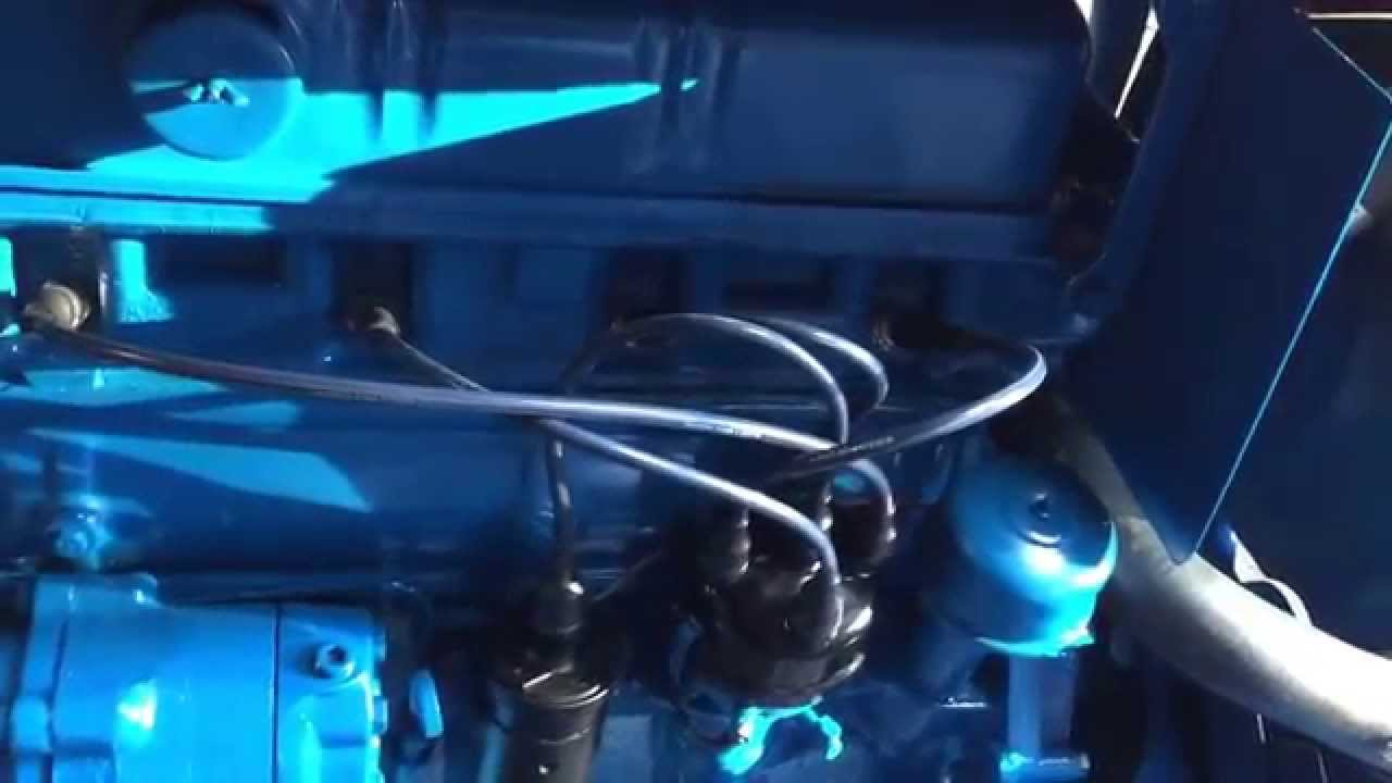 1963 Ford 2000 Tractor 4 Cyl Gasoline Engine Running