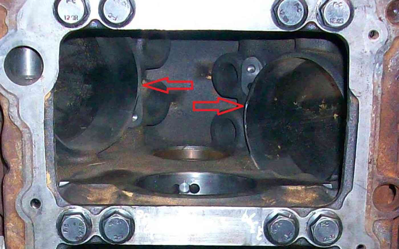 Cylinder Sleeve Installation On 2008-2010 Ford 6.4L Diesel